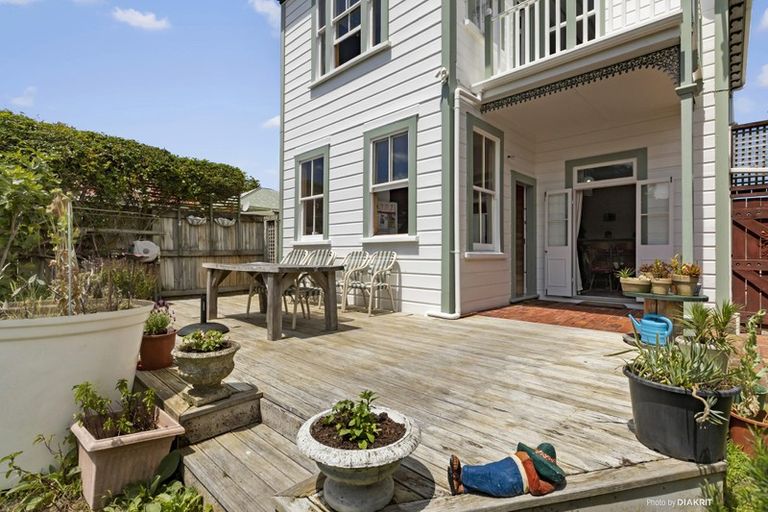 Photo of property in 31 Wilson Street, Newtown, Wellington, 6021