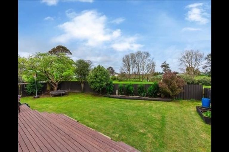 Photo of property in 5 Valencia Place, Manurewa, Auckland, 2102