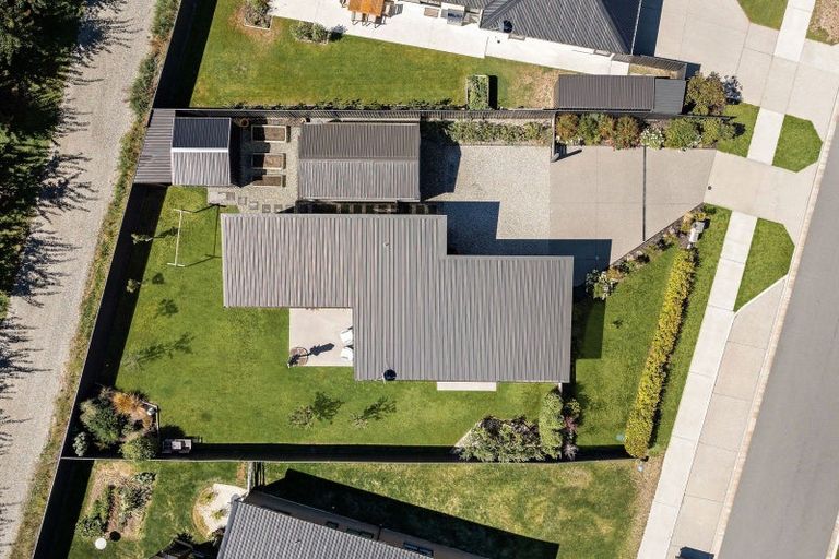 Photo of property in 17 Guano Crescent, Cromwell, 9310