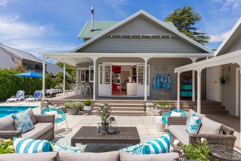 Photo of property in 16 Lee Street, Blenheim, 7201