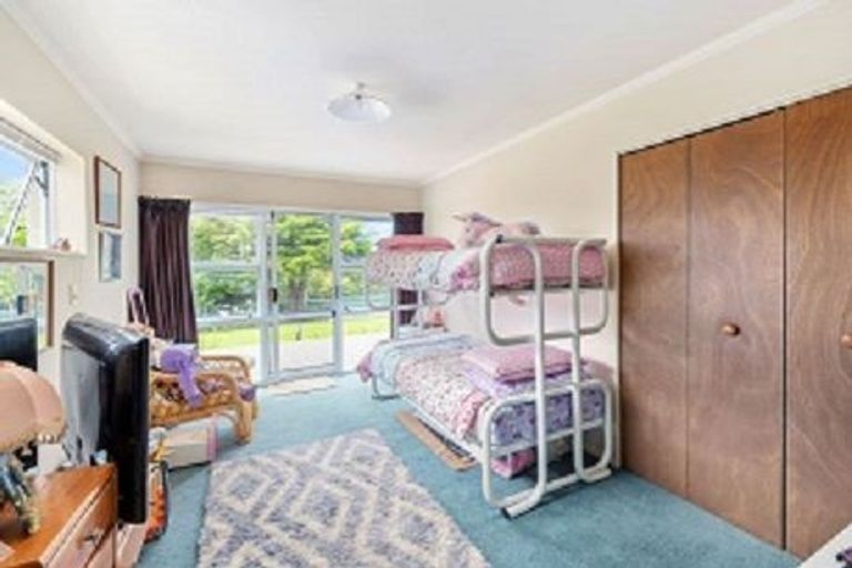 Photo of property in 5 Buckley Road, Shannon, Palmerston North, 4474