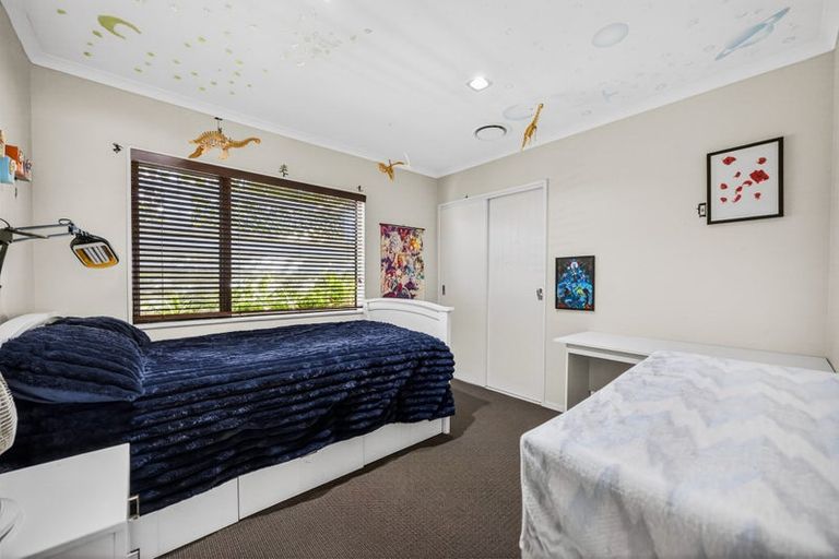 Photo of property in 20b Puketitiro Street, Glen Eden, Auckland, 0602