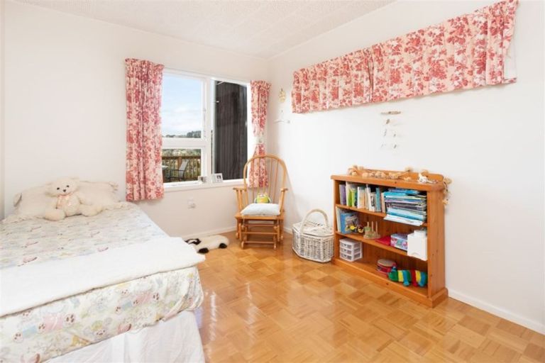 Photo of property in 1/32 Aotea Terrace, Huntsbury, Christchurch, 8022