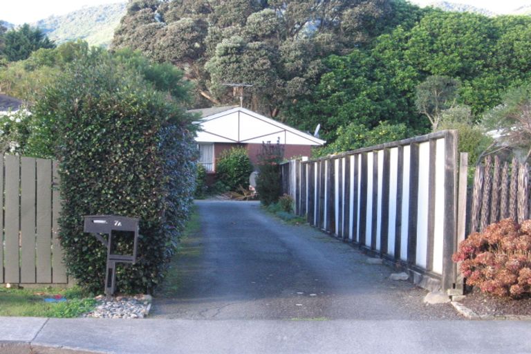 Photo of property in 7a Sunny Glen, Waikanae, 5036