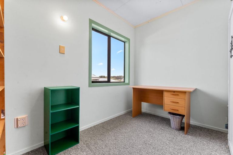 Photo of property in 10 Bonita Avenue, Stanmore Bay, Whangaparaoa, 0932