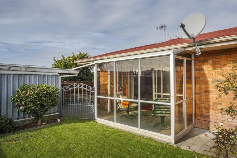 Photo of property in 29b Raglan Avenue, Cloverlea, Palmerston North, 4412