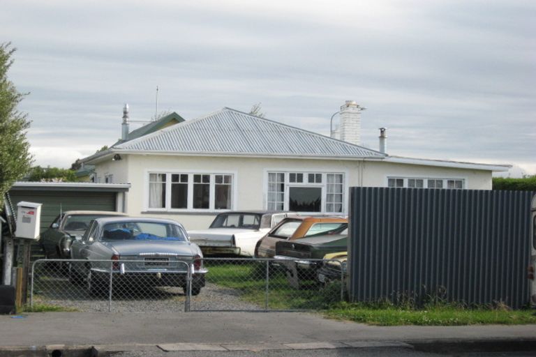 Photo of property in 17 Cridland Street West, Kaiapoi, 7630