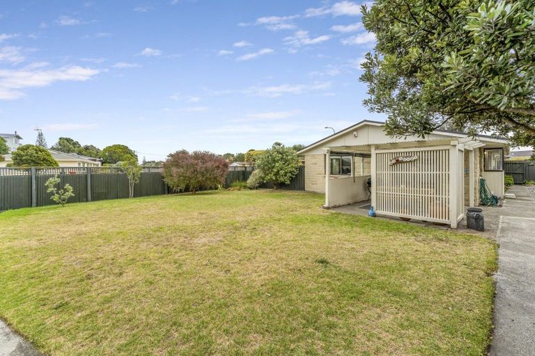 Photo of property in 44 Norfolk Crescent, Otaki Beach, Otaki, 5512