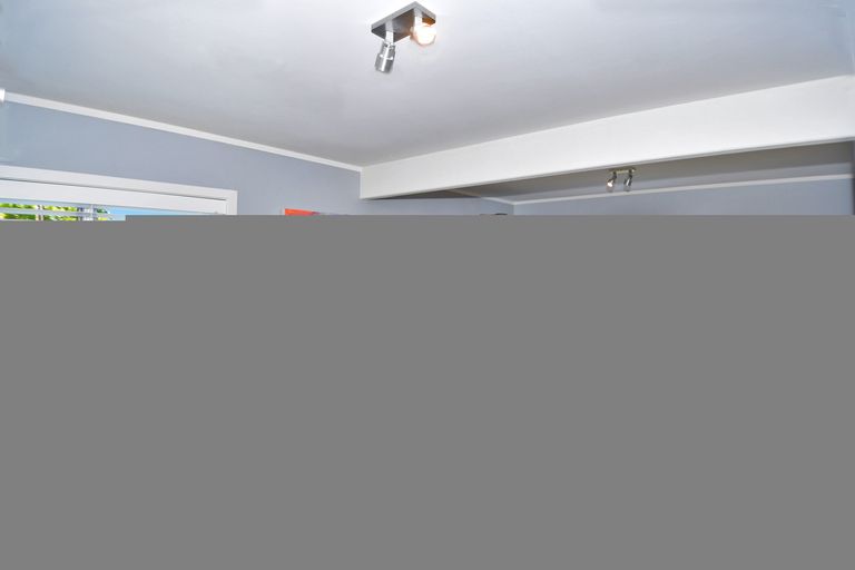 Photo of property in 22 Muncaster Road, Snells Beach, 0920