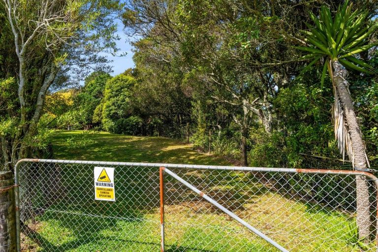 Photo of property in 115 Alfred Road, Egmont Village, New Plymouth, 4371