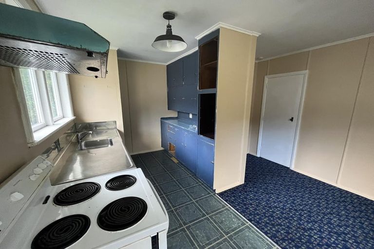 Photo of property in 1/65 Judd Crescent, Naenae, Lower Hutt, 5011