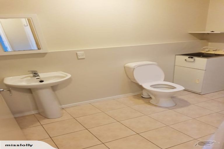 Photo of property in Carwyn Place, 9/352a Swanson Road, Ranui, Auckland, 0612