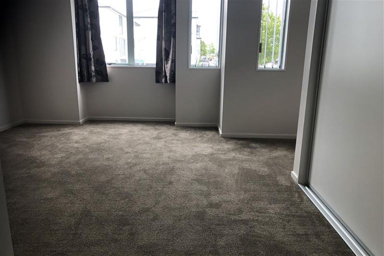 Photo of property in 1 Kona Crescent, Henderson, Auckland, 0610