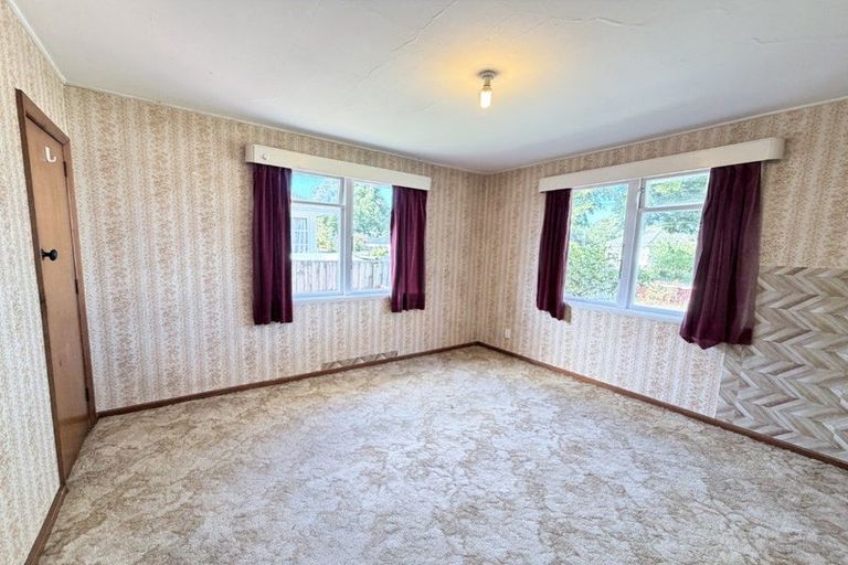 Photo of property in 46 Hooker Avenue, Bryndwr, Christchurch, 8053
