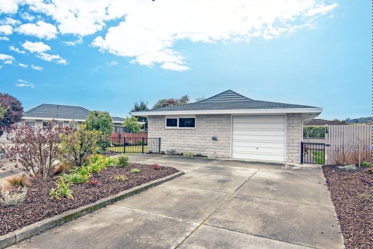 Photo of property in 13 Porritt Place, Stoke, Nelson, 7011