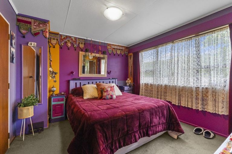 Photo of property in 18 Bell Street, Otaki, 5512