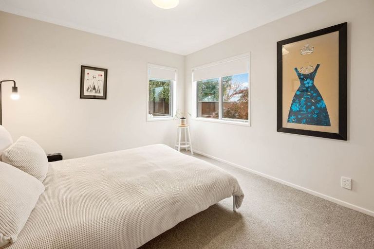 Photo of property in 15 Corlett Street, Utuhina, Rotorua, 3015