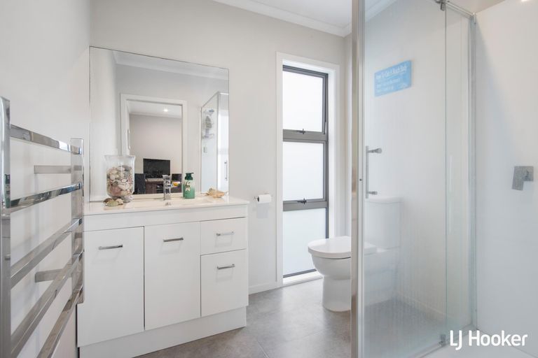 Photo of property in 3 Edwards Street, Waihi Beach, 3611