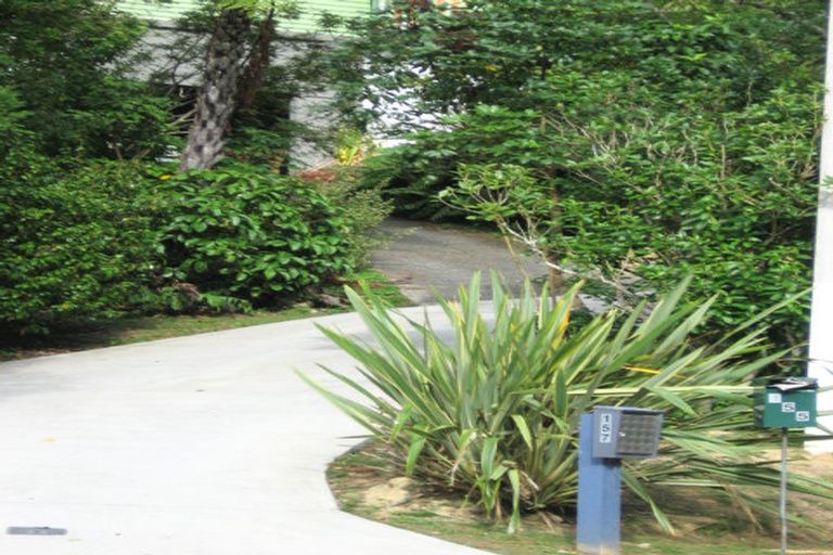 Photo of property in 155 Pinehaven Road, Pinehaven, Upper Hutt, 5019