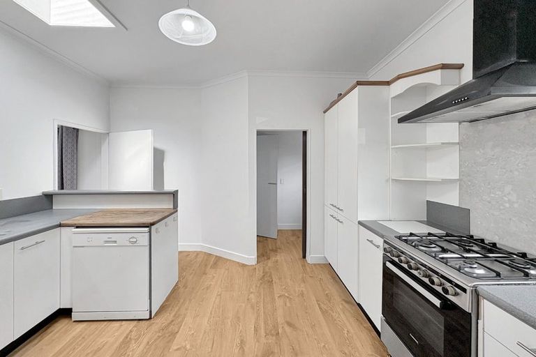 Photo of property in 31 Mitchell Street, Aramoho, Whanganui, 4500