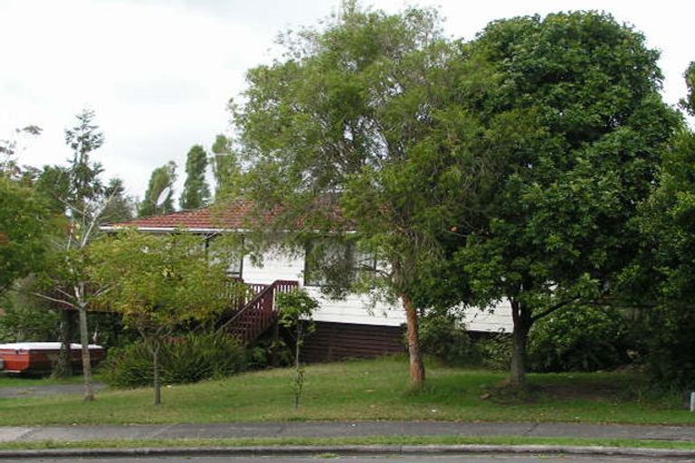 Photo of property in 6 Arde Place, Massey, Auckland, 0614