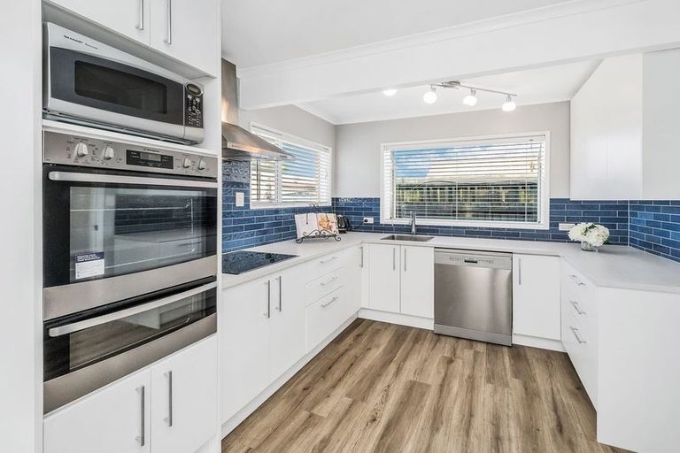 Photo of property in 19 Glenbyre Place, Bromley, Christchurch, 8062