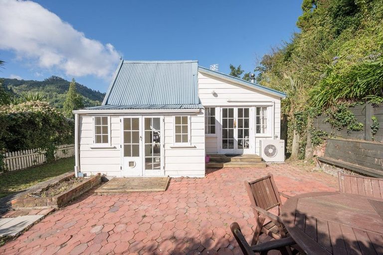 Photo of property in 1/62 Waimea Road, Nelson South, Nelson, 7010