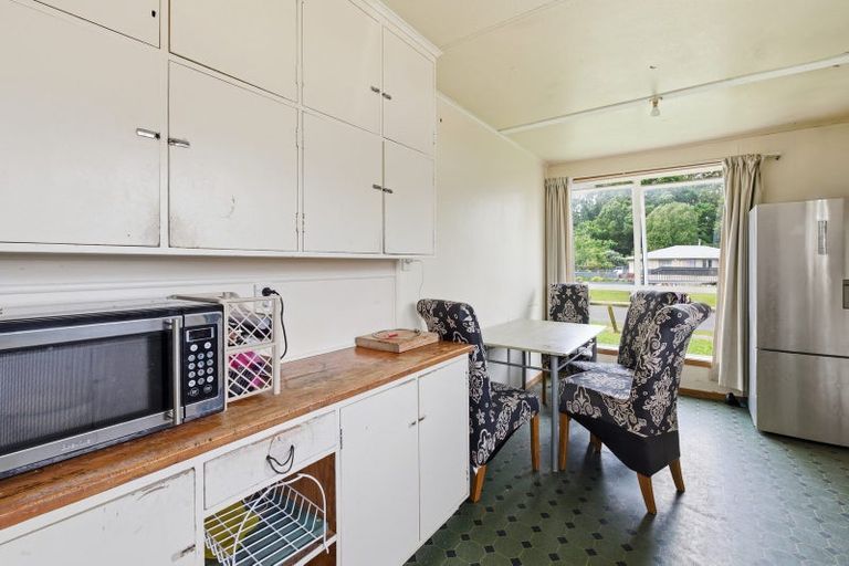 Photo of property in 42 Harold Crescent, Fordlands, Rotorua, 3015