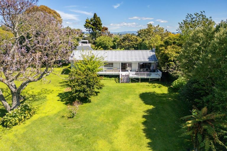 Photo of property in 47 Waikite Road, Welcome Bay, Tauranga, 3112