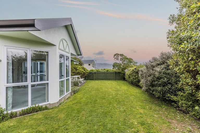 Photo of property in 1 Tombane Terrace, Papakowhai, Porirua, 5024