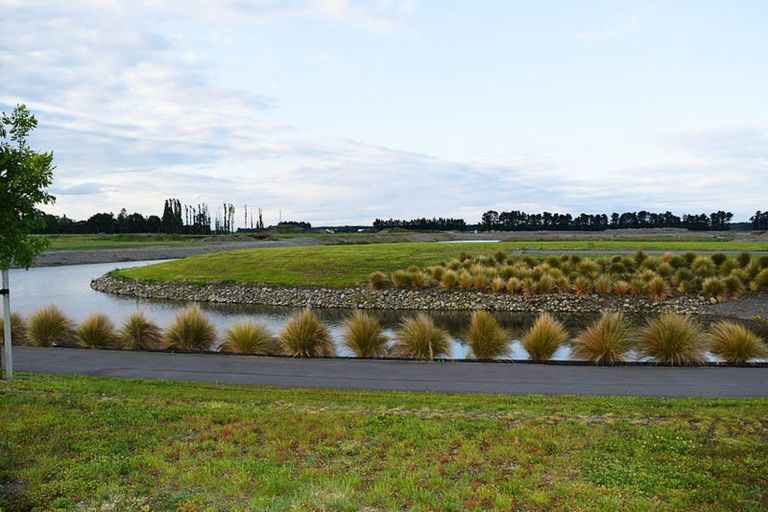 Photo of property in 137 Lake Hood Drive, Huntingdon, Ashburton, 7774