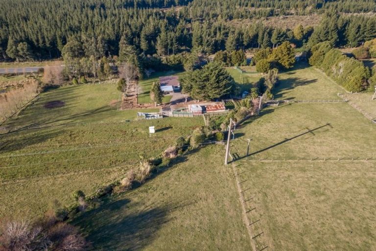 Photo of property in 1629 State Highway 2, Kiriwhakapapa, Masterton, 5881
