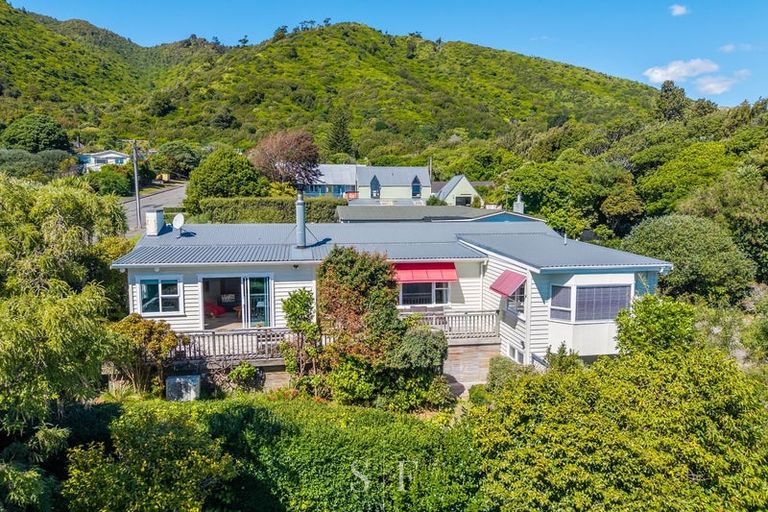 Photo of property in 14 Kereru Street, Waikanae, 5036