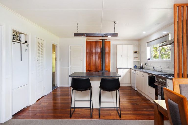 Photo of property in 204 Kawakawa Road, Feilding, 4775