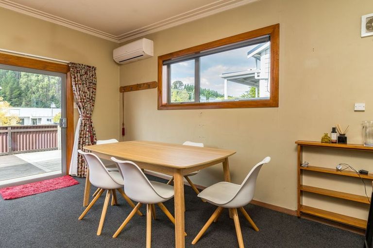 Photo of property in 186 Kaikorai Valley Road, Bradford, Dunedin, 9011