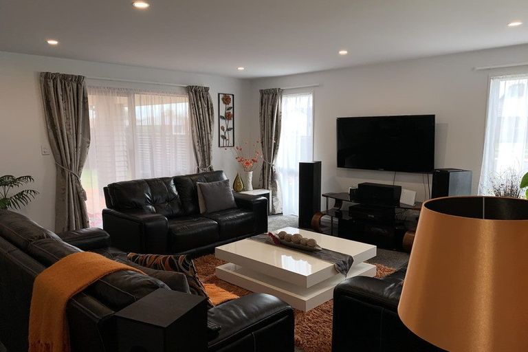 Photo of property in 2 Charlbury Drive, Rolleston, 7615