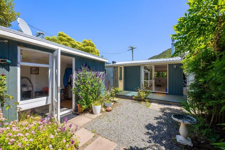 Photo of property in 6 Karaka Street, Rarangi, Blenheim, 7273