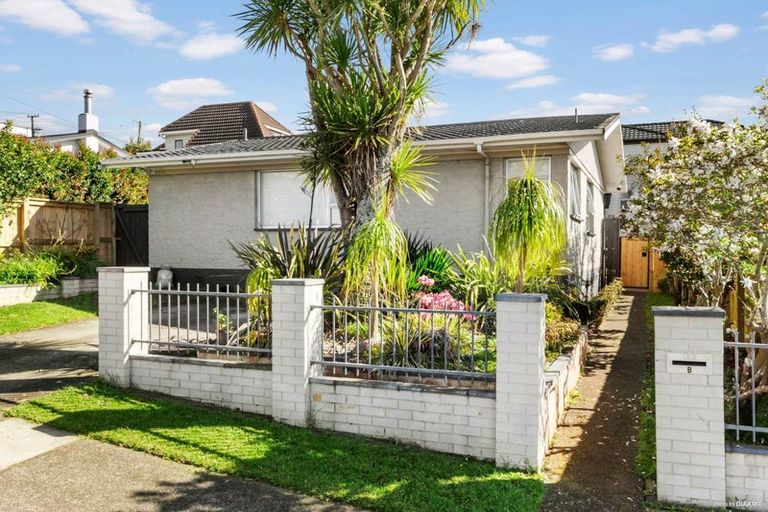 Photo of property in 33b Eastern Beach Road, Bucklands Beach, Auckland, 2012