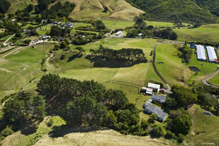 Photo of property in 614 Ohariu Valley Road, Ohariu, Wellington, 6037