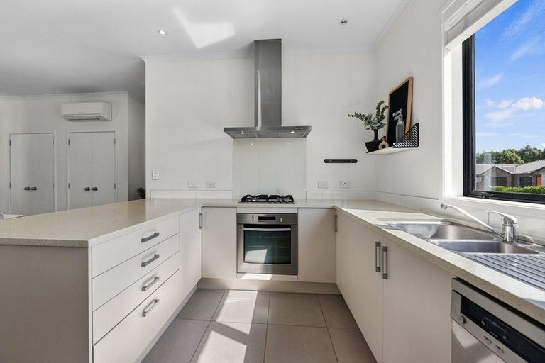 Photo of property in 82 Landing Drive, Pyes Pa, Tauranga, 3112