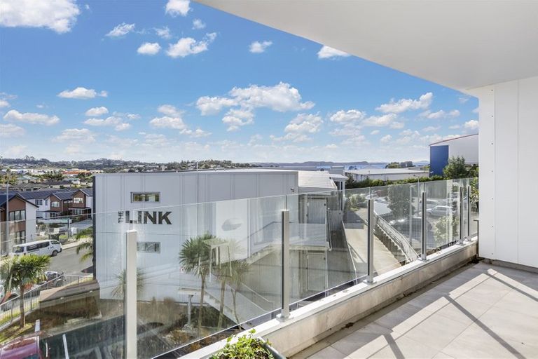 Photo of property in 221/17 Link Crescent, Stanmore Bay, Whangaparaoa, 0932