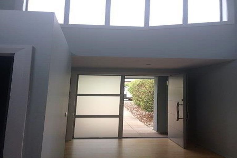 Photo of property in 21 Old Station Avenue, Wanaka, 9305