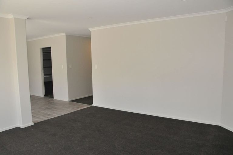 Photo of property in 20 Kotiate Street, Papamoa Beach, Papamoa, 3118