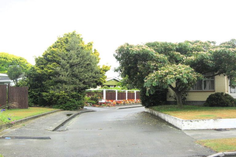 Photo of property in 55 Strathfield Avenue, Dallington, Christchurch, 8061