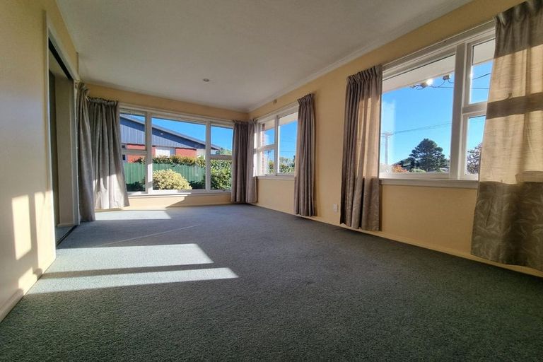 Photo of property in 12 Clouston Street, Saint Martins, Christchurch, 8022