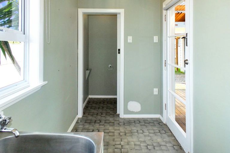 Photo of property in 26 Pratt Avenue, Foxton Beach, Foxton, 4815