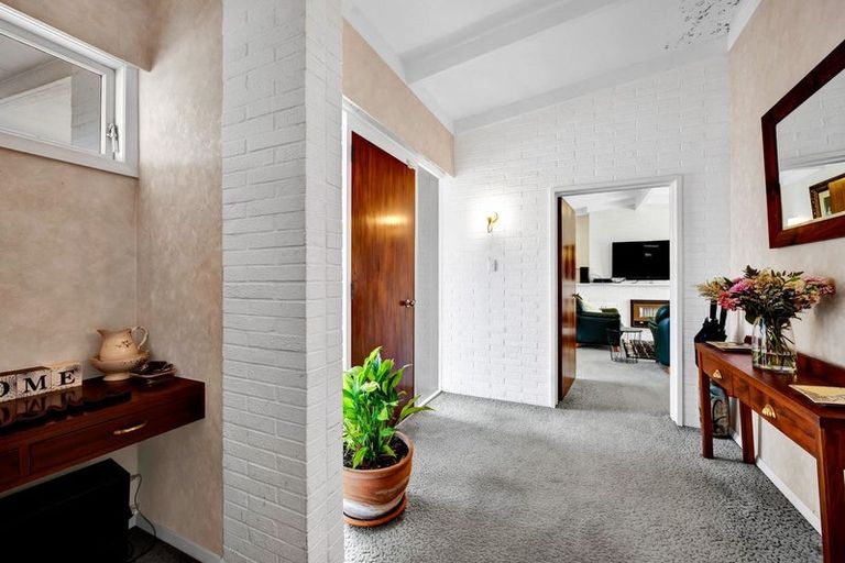 Photo of property in 3 Mccarthy Street, Hawera, 4610