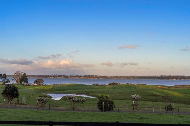 Photo of property in 96 Westhead Road, Pollok, Waiuku, 2683