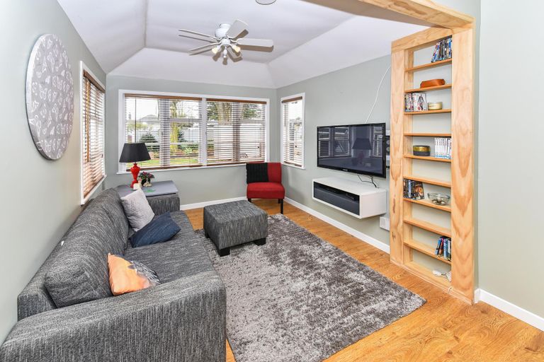 Photo of property in 37a Carruth Road, Papatoetoe, Auckland, 2025