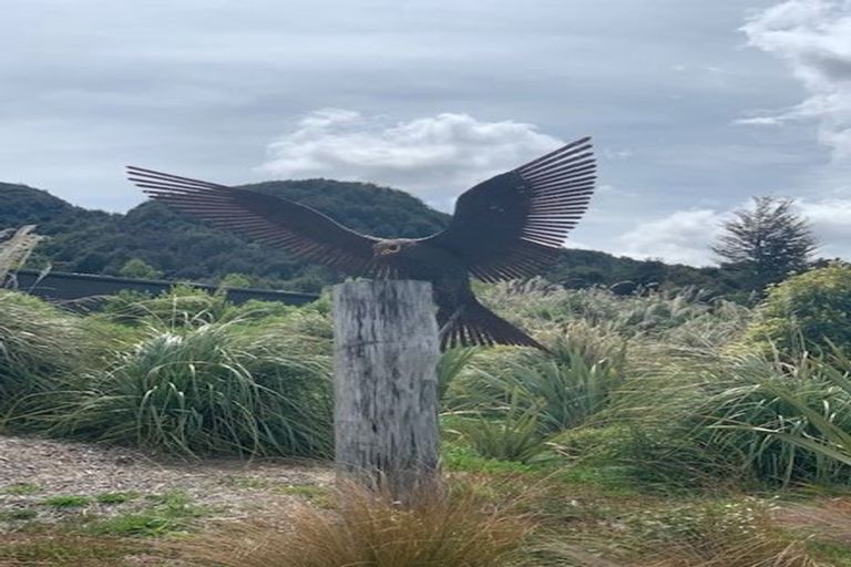 Photo of property in 10 Peregrine Falcon Road, Mount Creighton, Queenstown, 9371